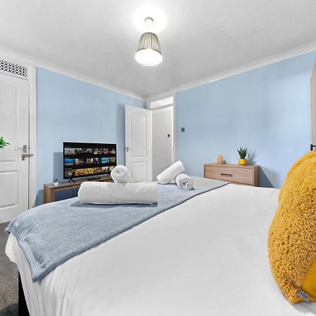 Watford Cozy Full Home - Perfect For Harry Potter Studios! Экстерьер фото