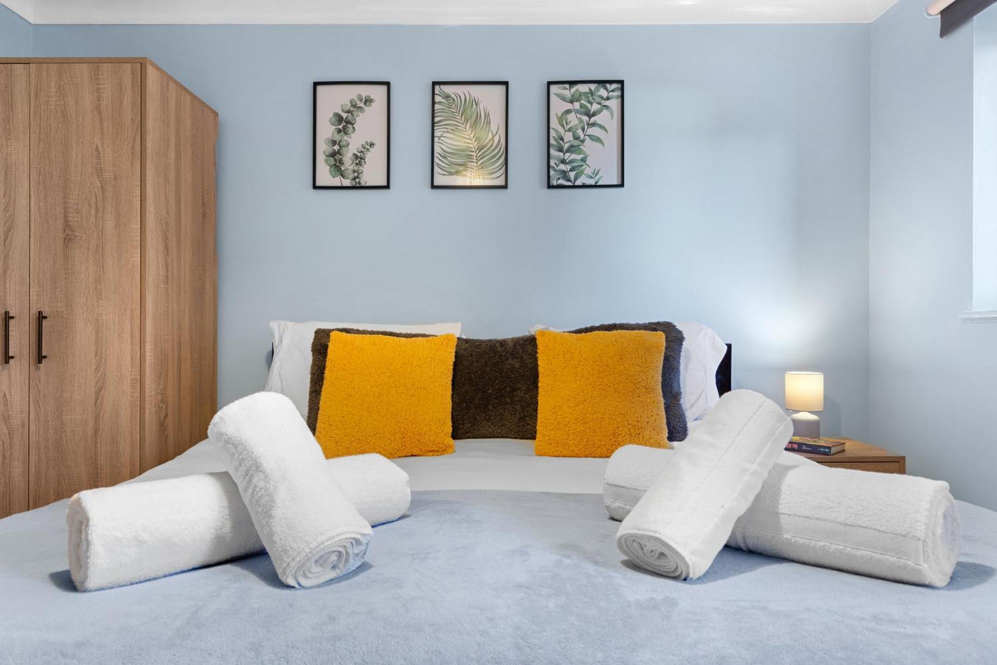 Watford Cozy Full Home - Perfect For Harry Potter Studios! Экстерьер фото