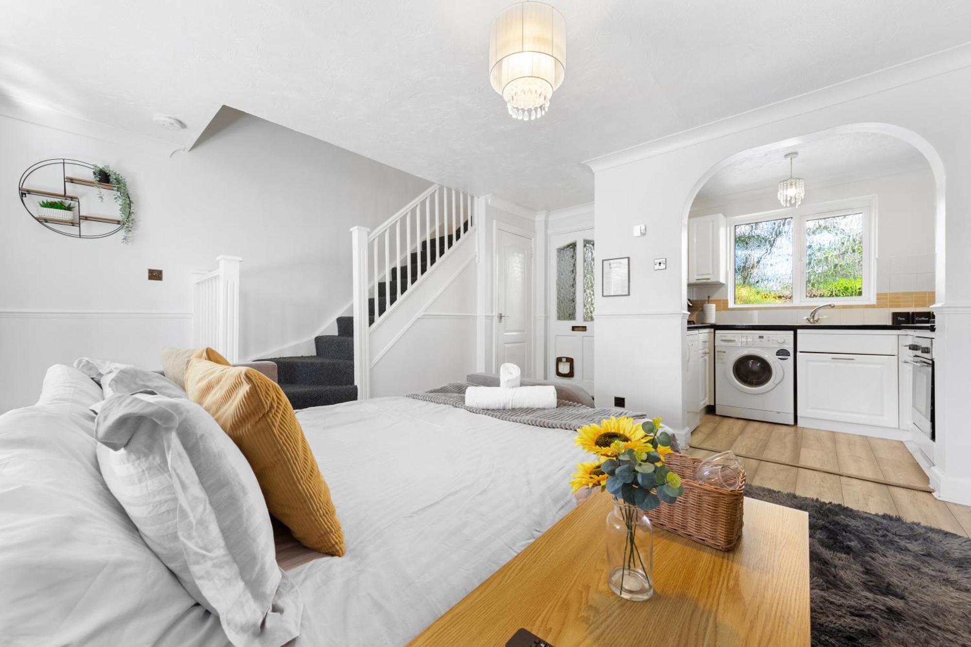 Watford Cozy Full Home - Perfect For Harry Potter Studios! Экстерьер фото