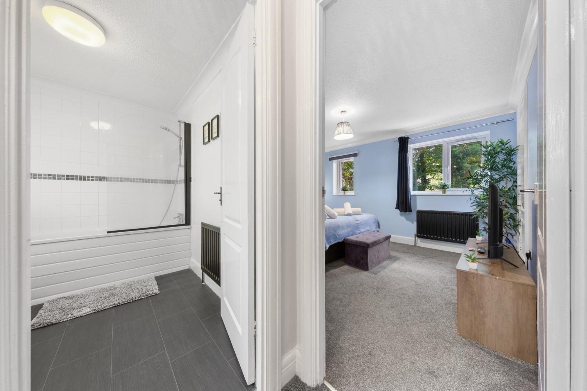 Watford Cozy Full Home - Perfect For Harry Potter Studios! Экстерьер фото
