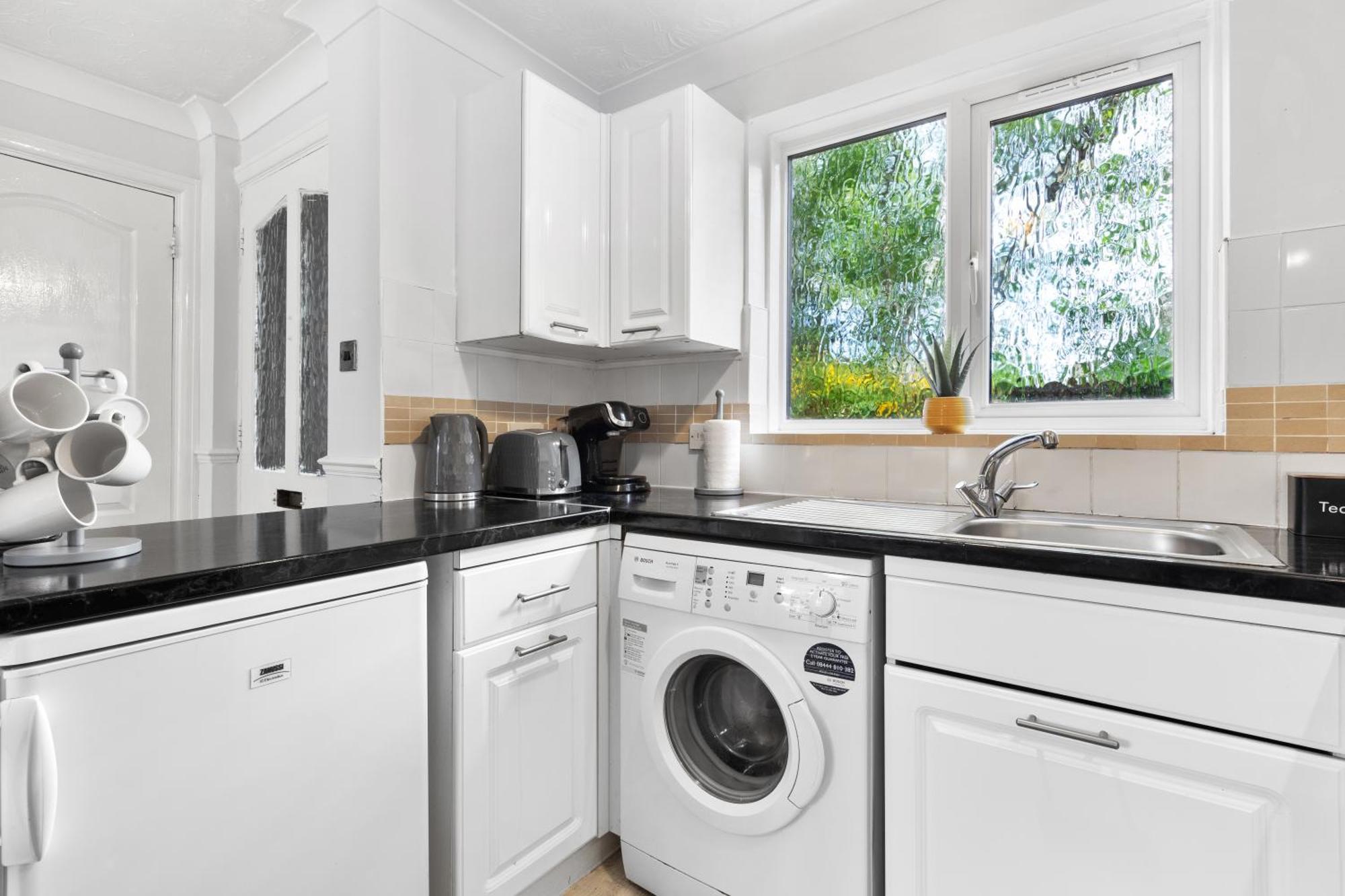 Watford Cozy Full Home - Perfect For Harry Potter Studios! Экстерьер фото